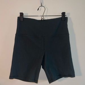 Athleta Ribbed Bike Short